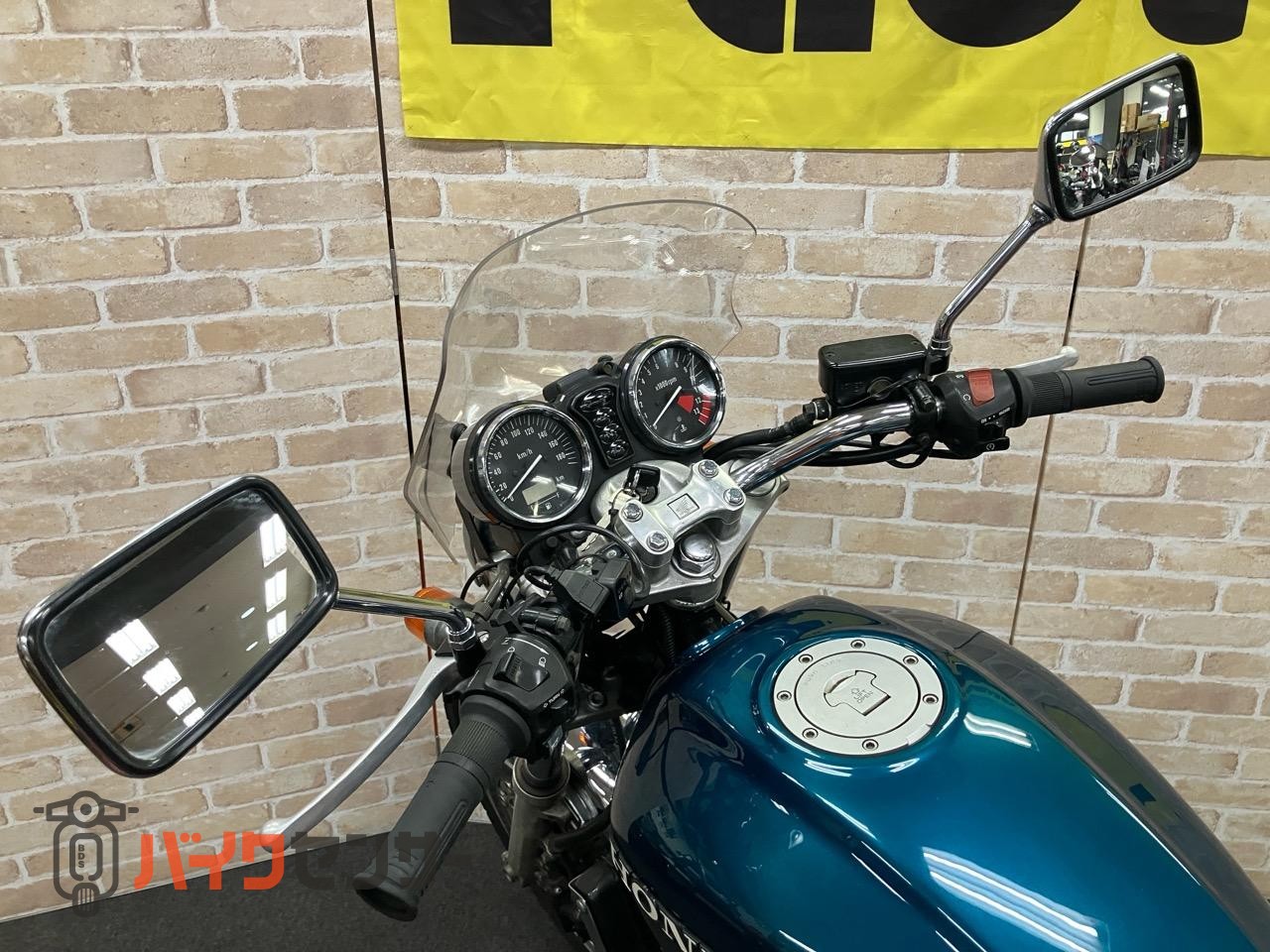 CB400FOUR グリップヒーター　メーターバイザー エンジンガード　ETC　ノーマルマフラー_6
