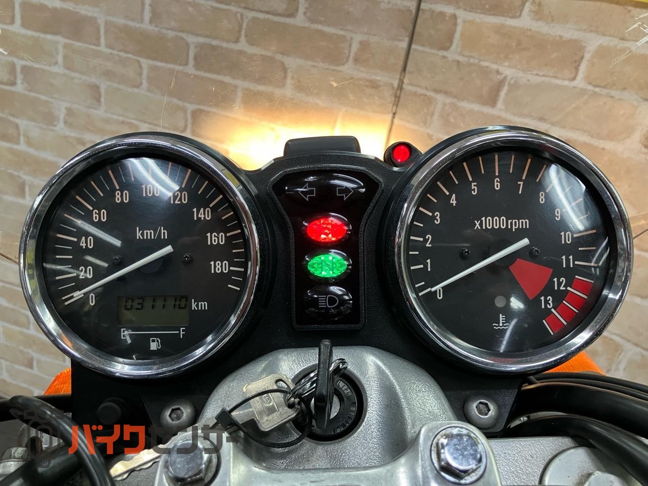 CB400FOUR グリップヒーター　メーターバイザー エンジンガード　ETC　ノーマルマフラー_7