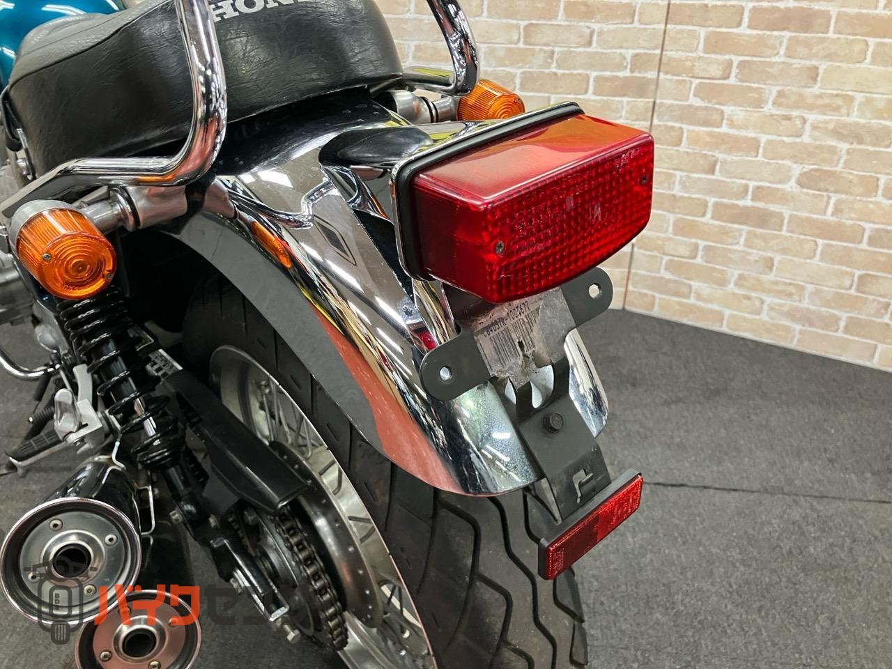 CB400FOUR グリップヒーター　メーターバイザー エンジンガード　ETC　ノーマルマフラー_11