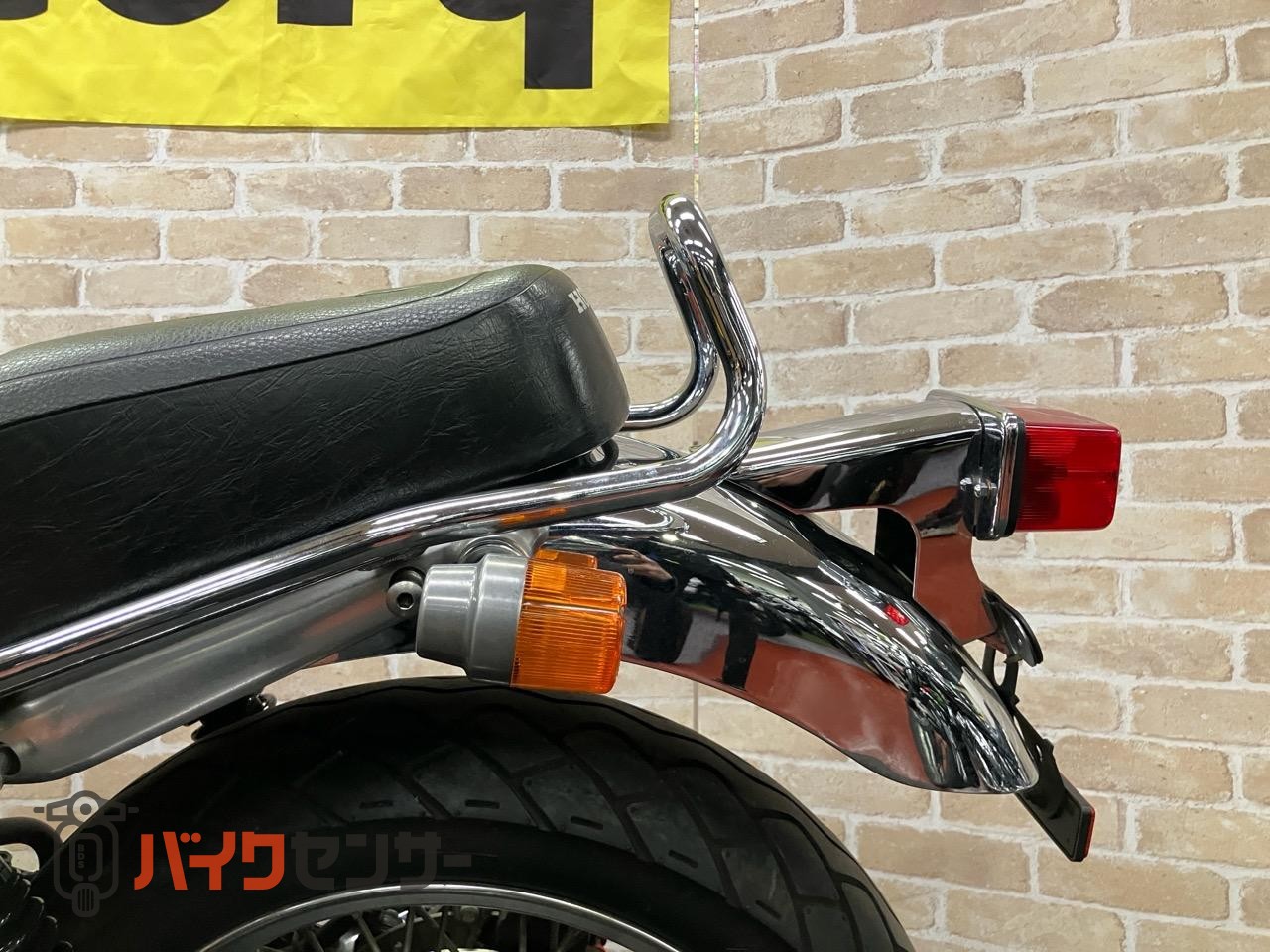 CB400FOUR グリップヒーター　メーターバイザー エンジンガード　ETC　ノーマルマフラー_20