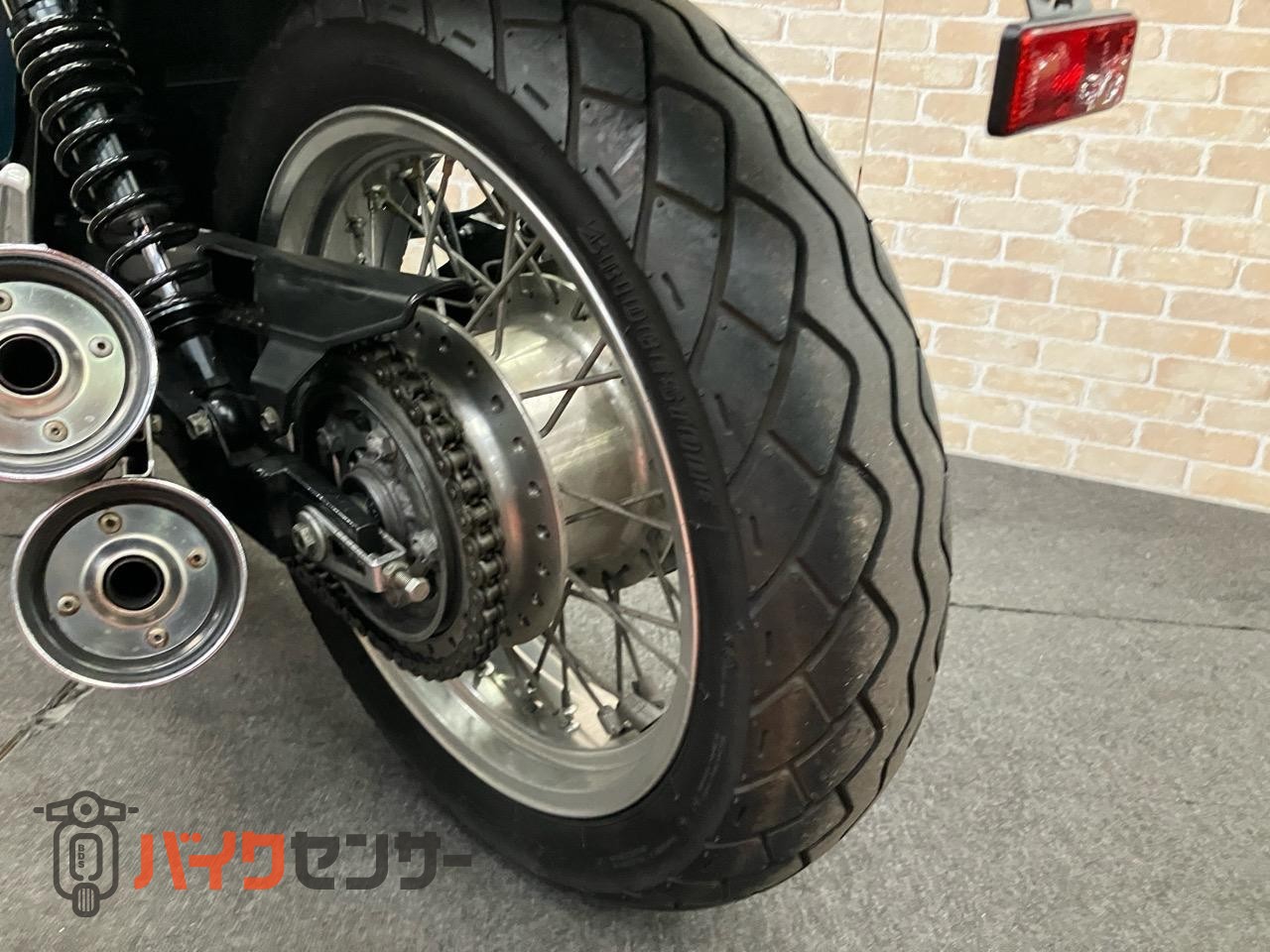 CB400FOUR グリップヒーター　メーターバイザー エンジンガード　ETC　ノーマルマフラー_27