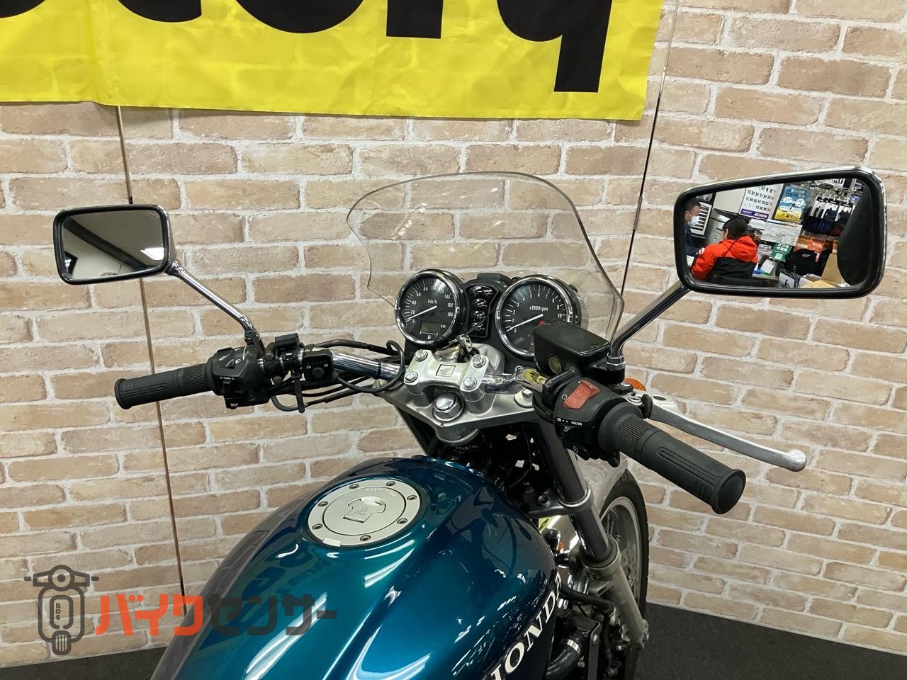 CB400FOUR グリップヒーター　メーターバイザー エンジンガード　ETC　ノーマルマフラー_46