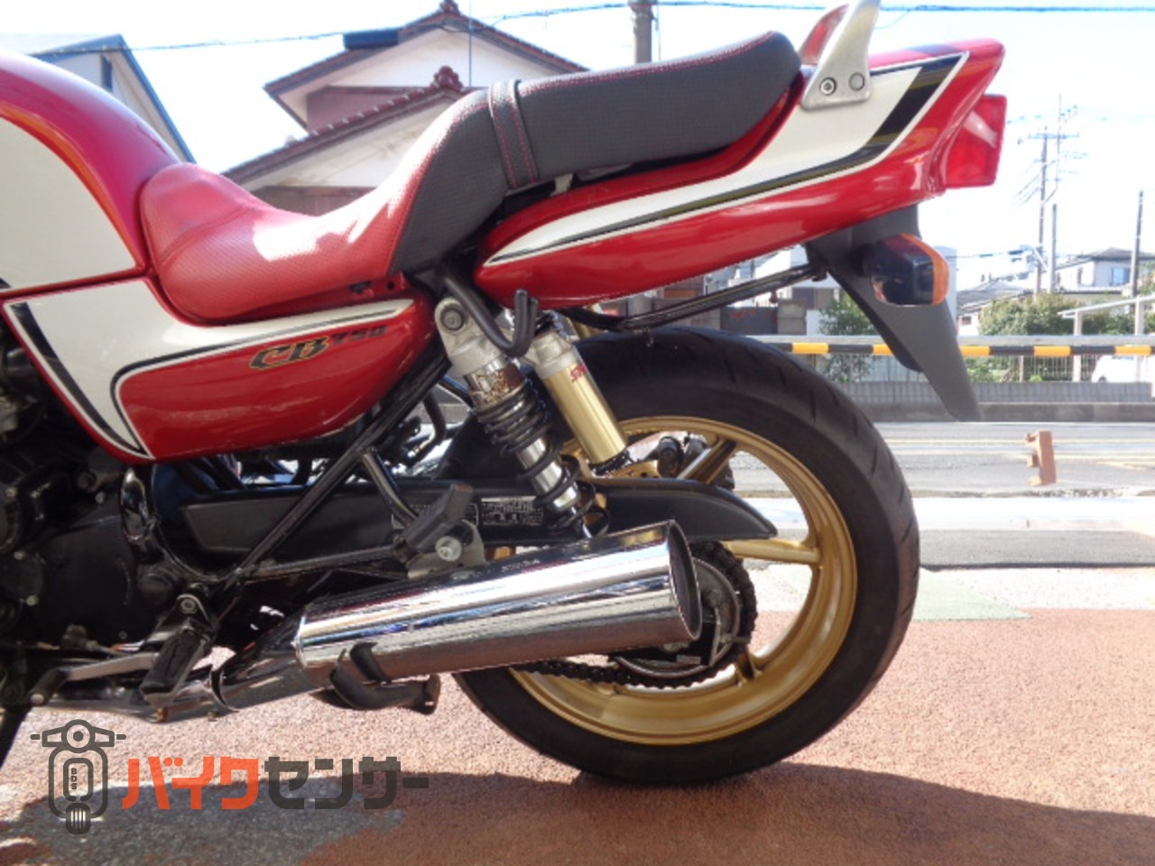 ホンダ CB750 RC42 空冷4サイクル4気筒エンジン ビキニ