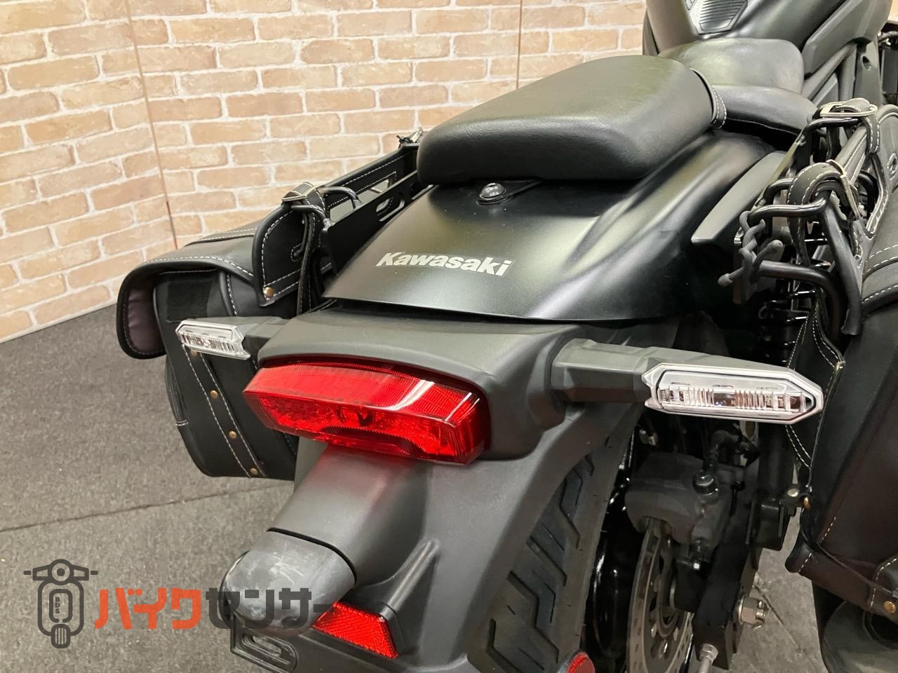 エリミネーター400　メーターバイザー　エンジンガード　トリックスター　スリップオン　サイドバック　コアガード_26