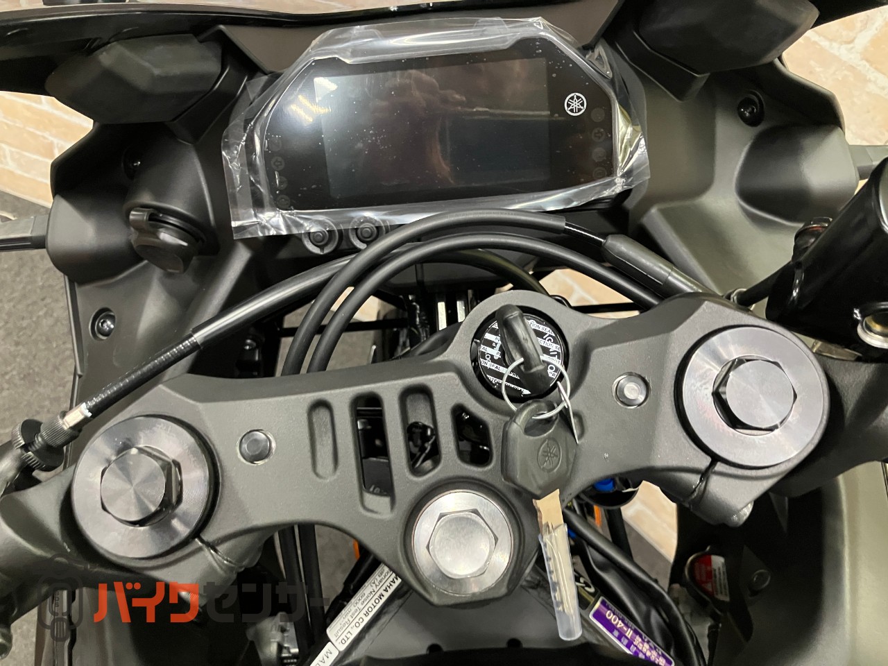 YZF-R25 2025年モデル LEDライト 中型軽量スーパースポーツ_9