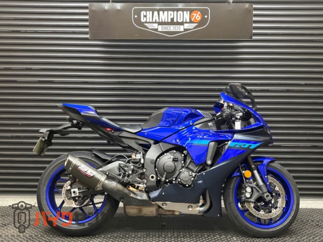 YZF-R1 ２０２４年モデル　ＳＣプロジェクトマフラー　クレバーウルフタンクプロテクター　ヘルメットロック　ＥＴＣ２．０