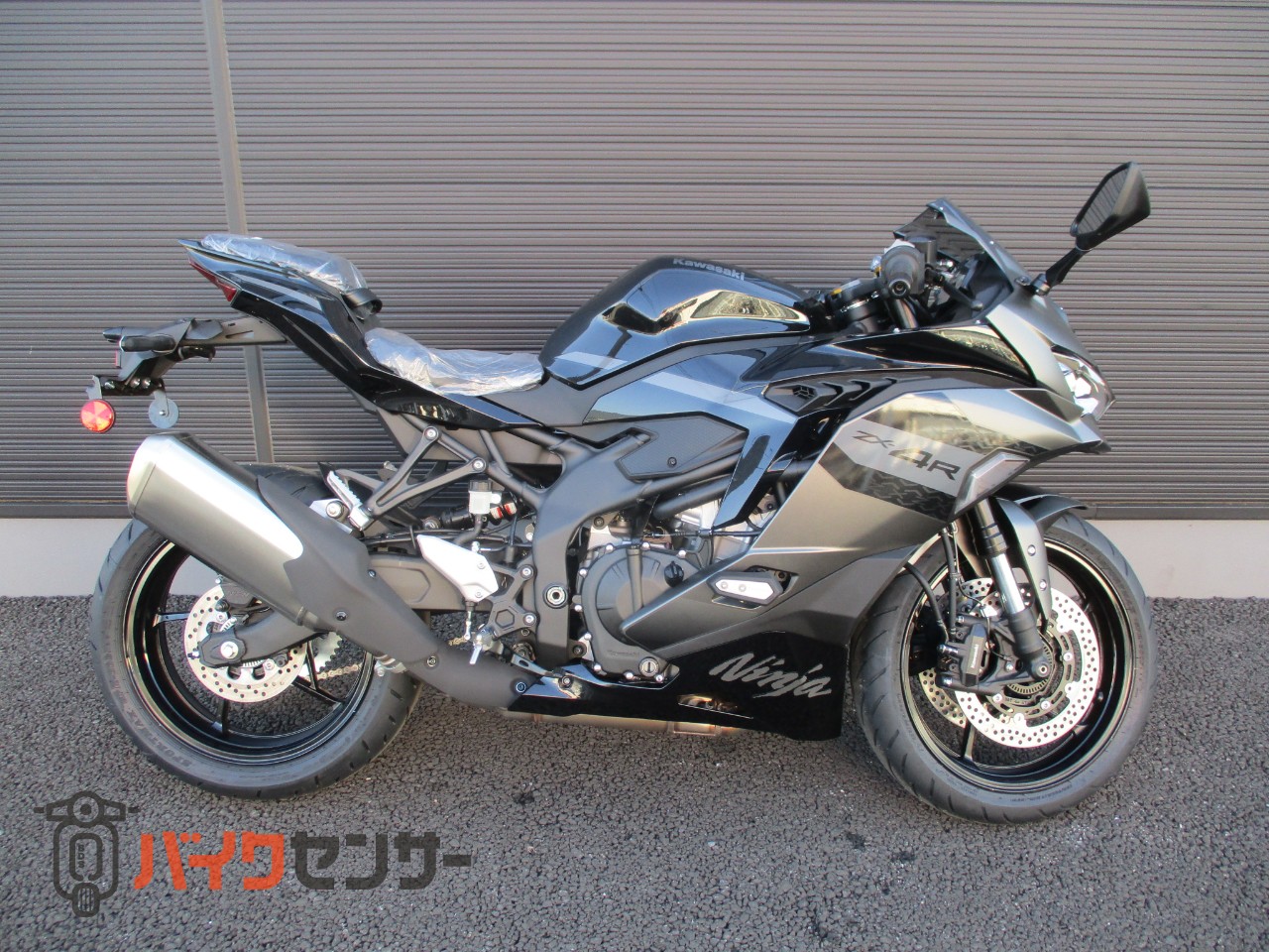 カワサキ NINJA ZX-4R SE 約80馬力 4気筒エンジン B591426| BDSバイク