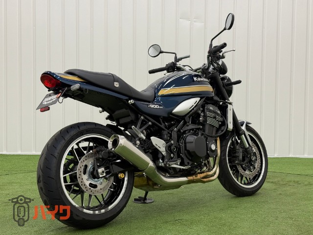 Z900RS ラジエーターガード 2口USB 納車整備費用込み - KAWASAKI