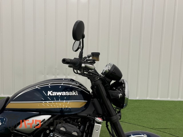 Z900RS ラジエーターガード 2口USB 納車整備費用込み - KAWASAKI