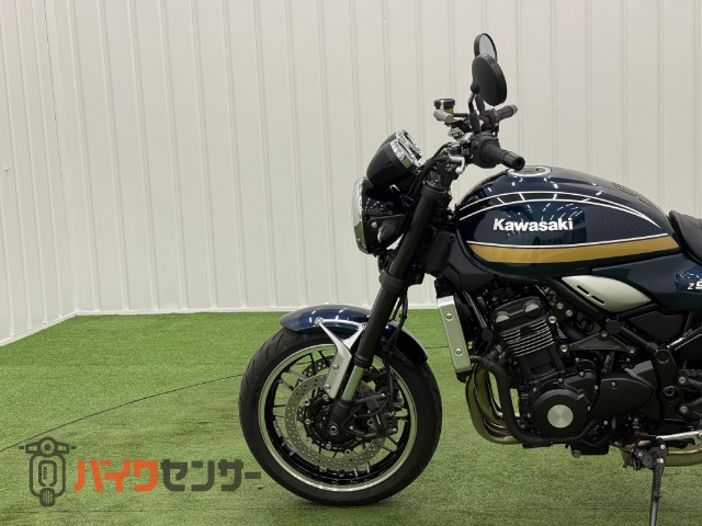 Z900RS ラジエーターガード 2口USB 納車整備費用込み - KAWASAKI
