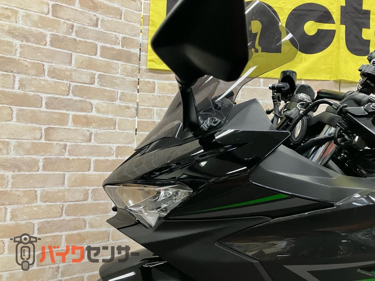 NINJA400 アクラポスリップオン　コアガード　サイドスライダー　スクリーン　ハイシート　マウントバー　バーエンド_7