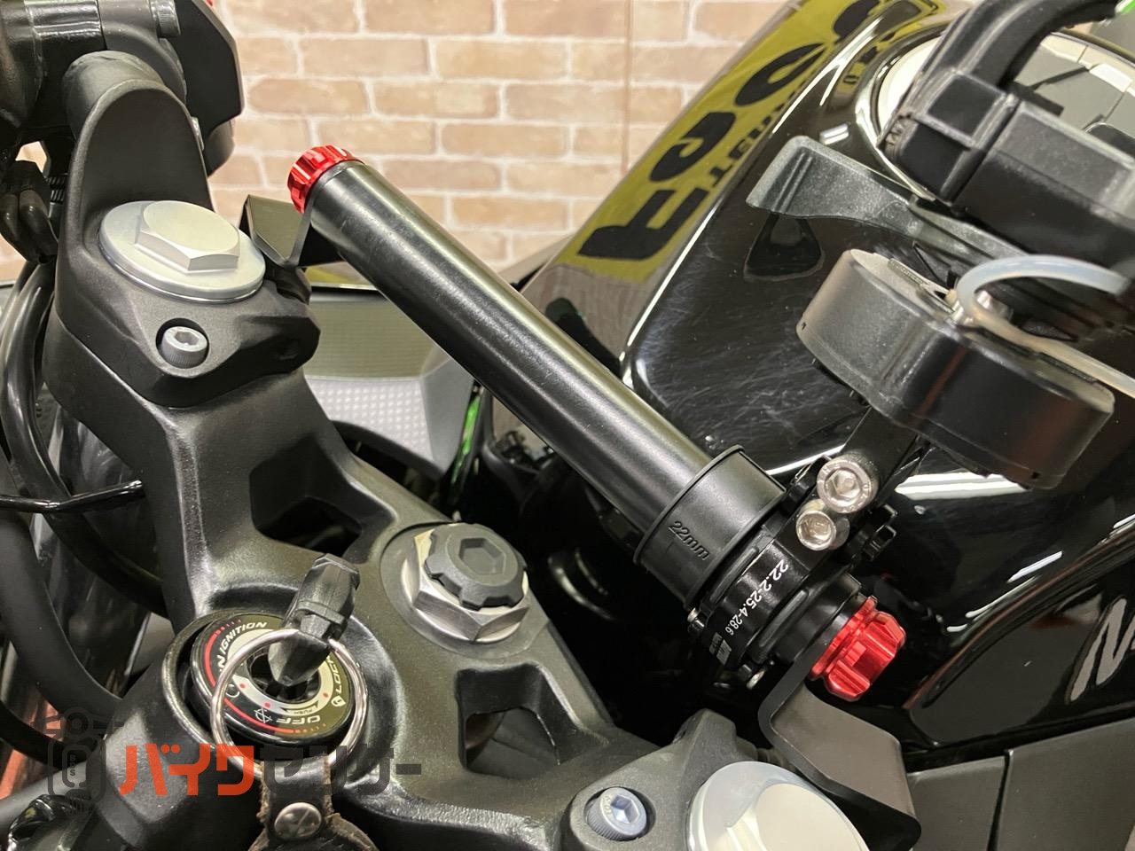 NINJA400 アクラポスリップオン　コアガード　サイドスライダー　スクリーン　ハイシート　マウントバー　バーエンド_22