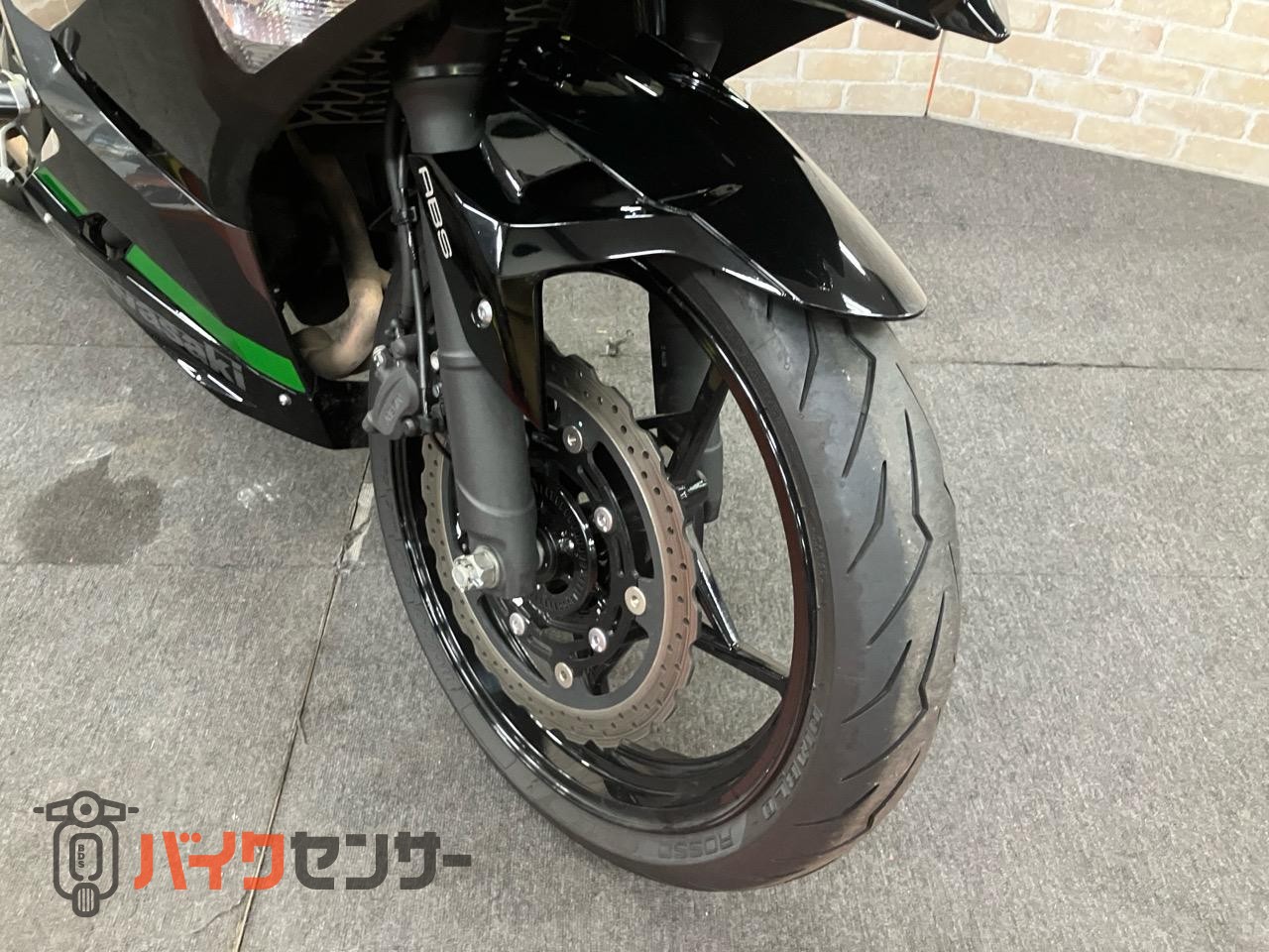 NINJA400 アクラポスリップオン　コアガード　サイドスライダー　スクリーン　ハイシート　マウントバー　バーエンド_25