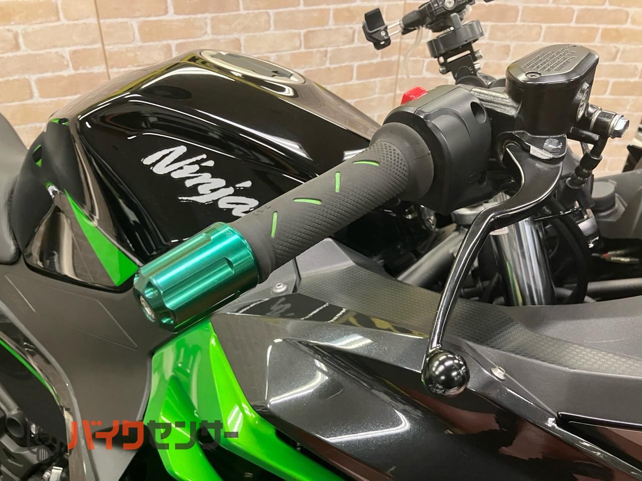 NINJA400 アクラポスリップオン　コアガード　サイドスライダー　スクリーン　ハイシート　マウントバー　バーエンド_26
