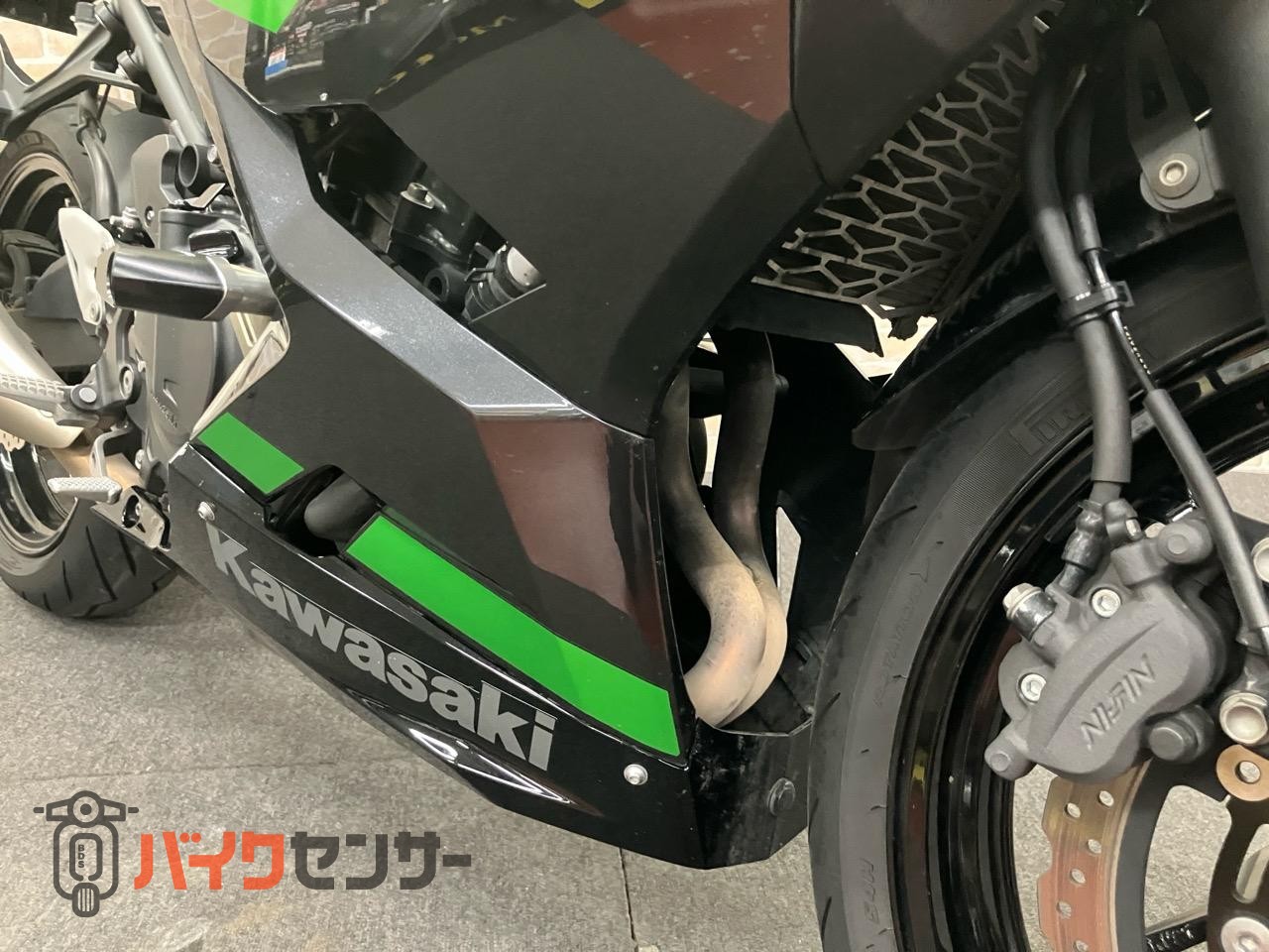 NINJA400 アクラポスリップオン　コアガード　サイドスライダー　スクリーン　ハイシート　マウントバー　バーエンド_28
