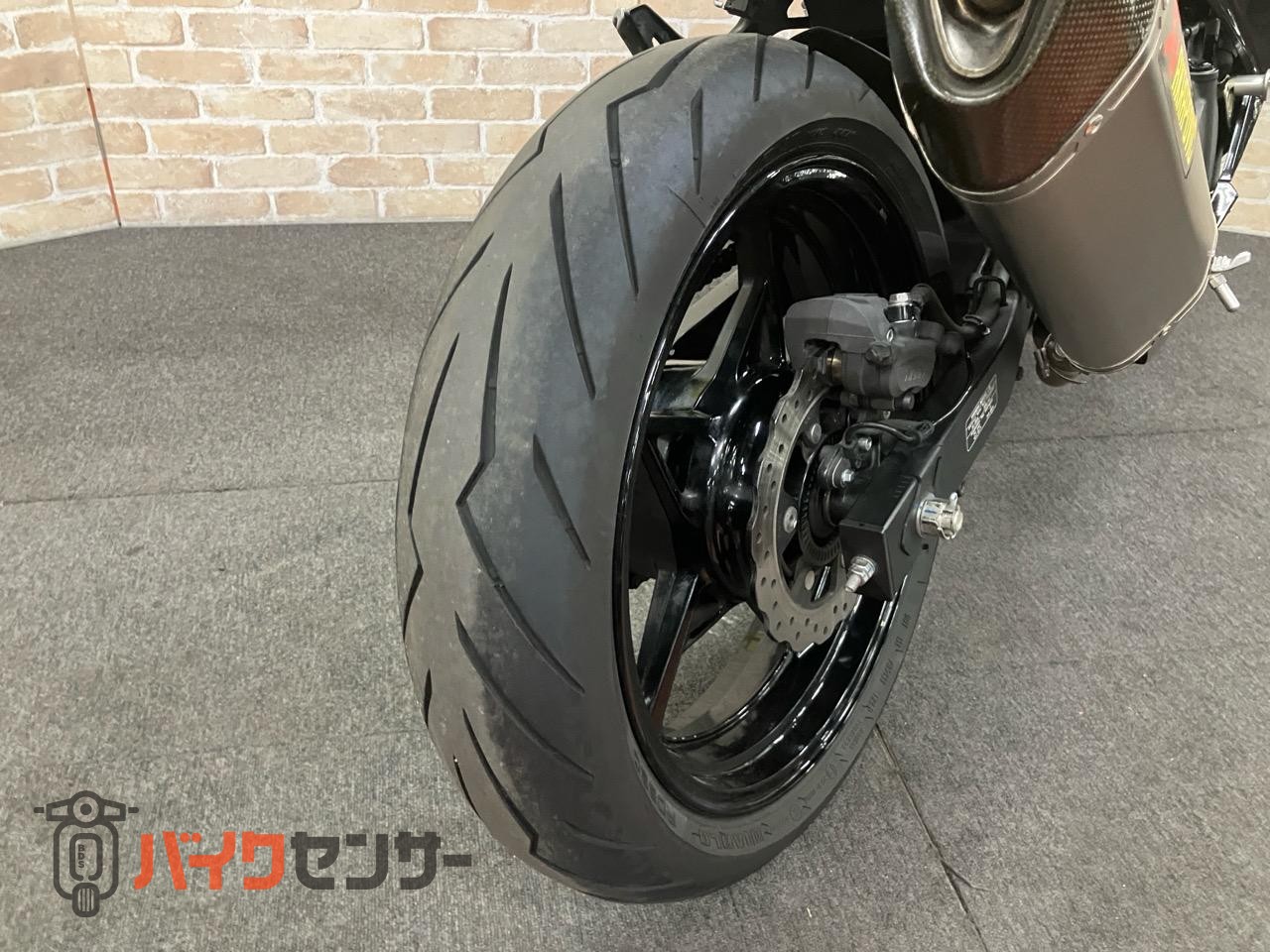 NINJA400 アクラポスリップオン　コアガード　サイドスライダー　スクリーン　ハイシート　マウントバー　バーエンド_40