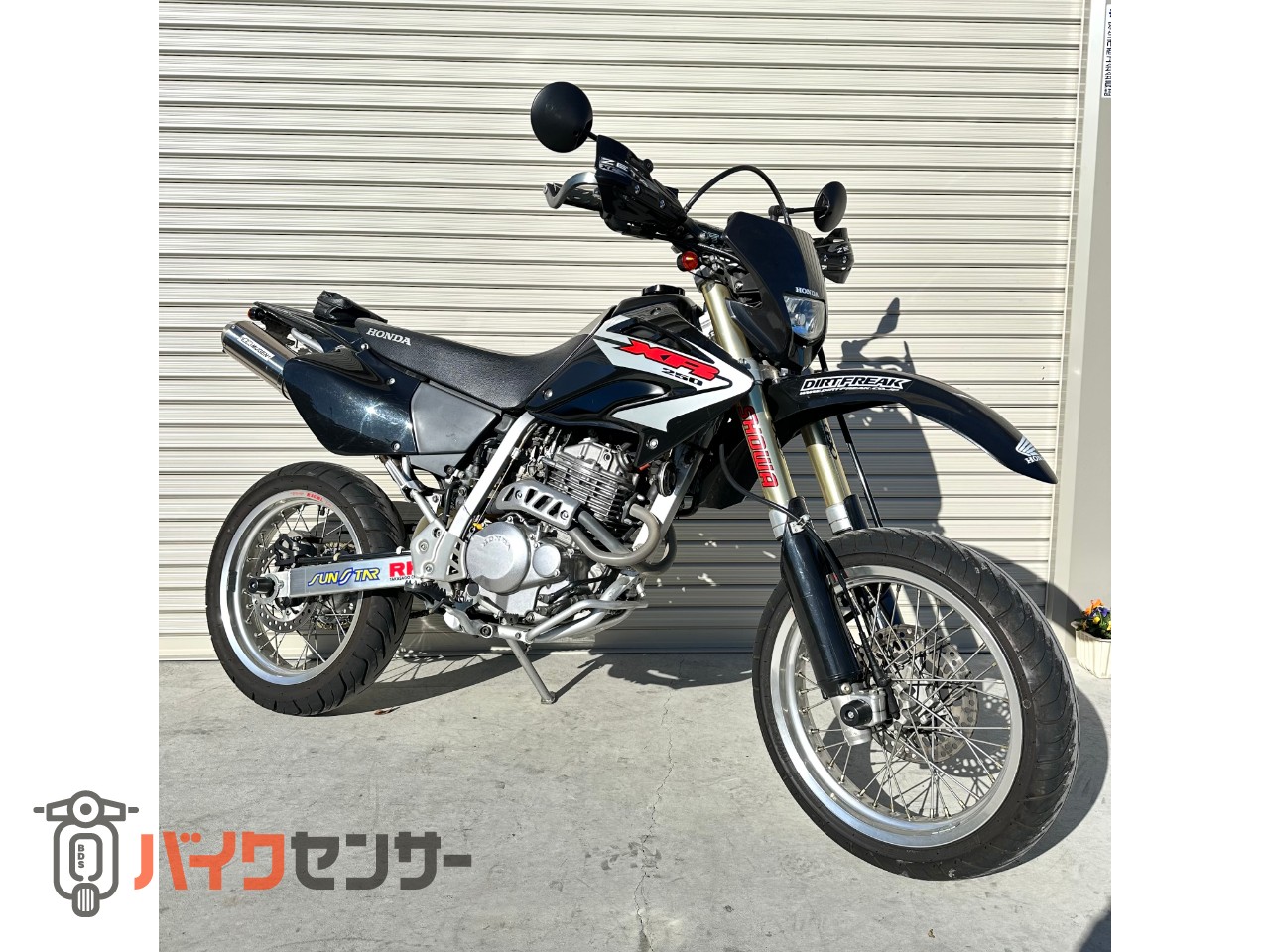 ホンダ [動画有り!] ホンダ XR250モタード 無限マフラー 程度良好