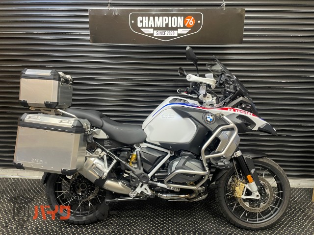 R1250GSアドベンチャー　プレミアムライン　フルアルミパニア　ハンドルブラケット　シートヒーター　ＥＴＣ２．０