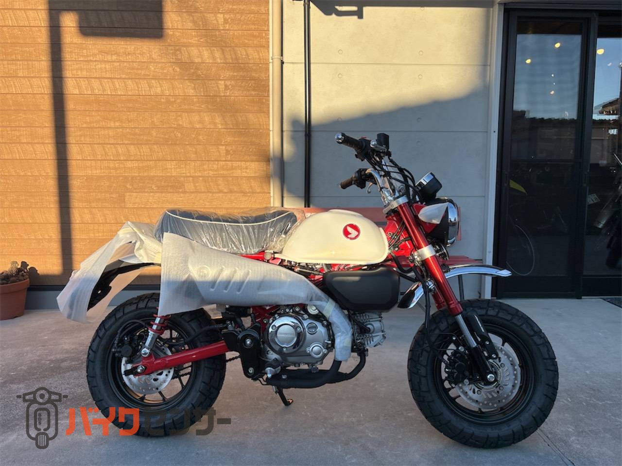 ホンダ モンキー125 新車 2025年モデル JB05 B595083| BDSバイクセンサー