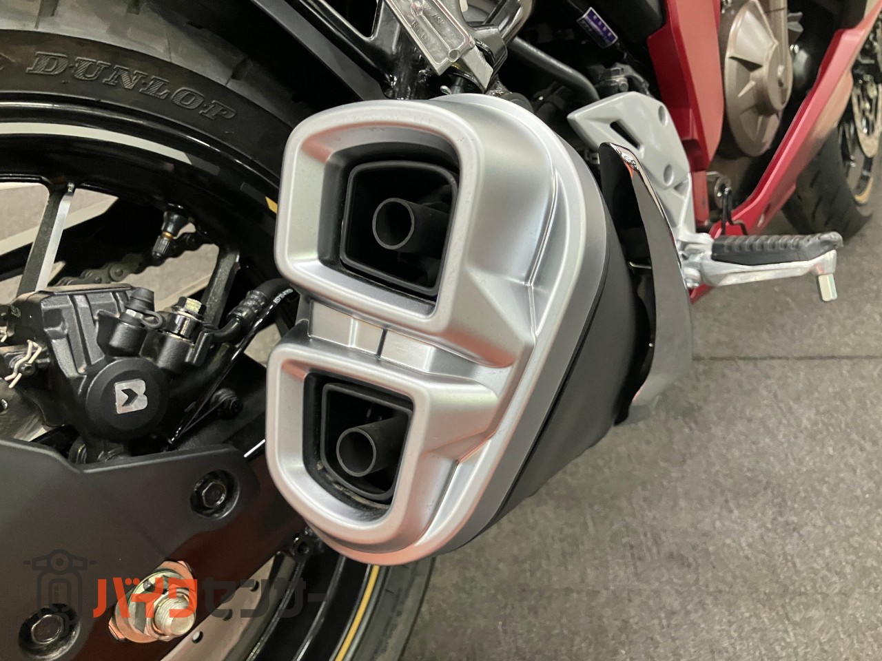 GIXXER SF250 2025年モデル　　マットボルドーレッドメタリック・マットブラックメタリック　油冷4サイクルエンジン_39