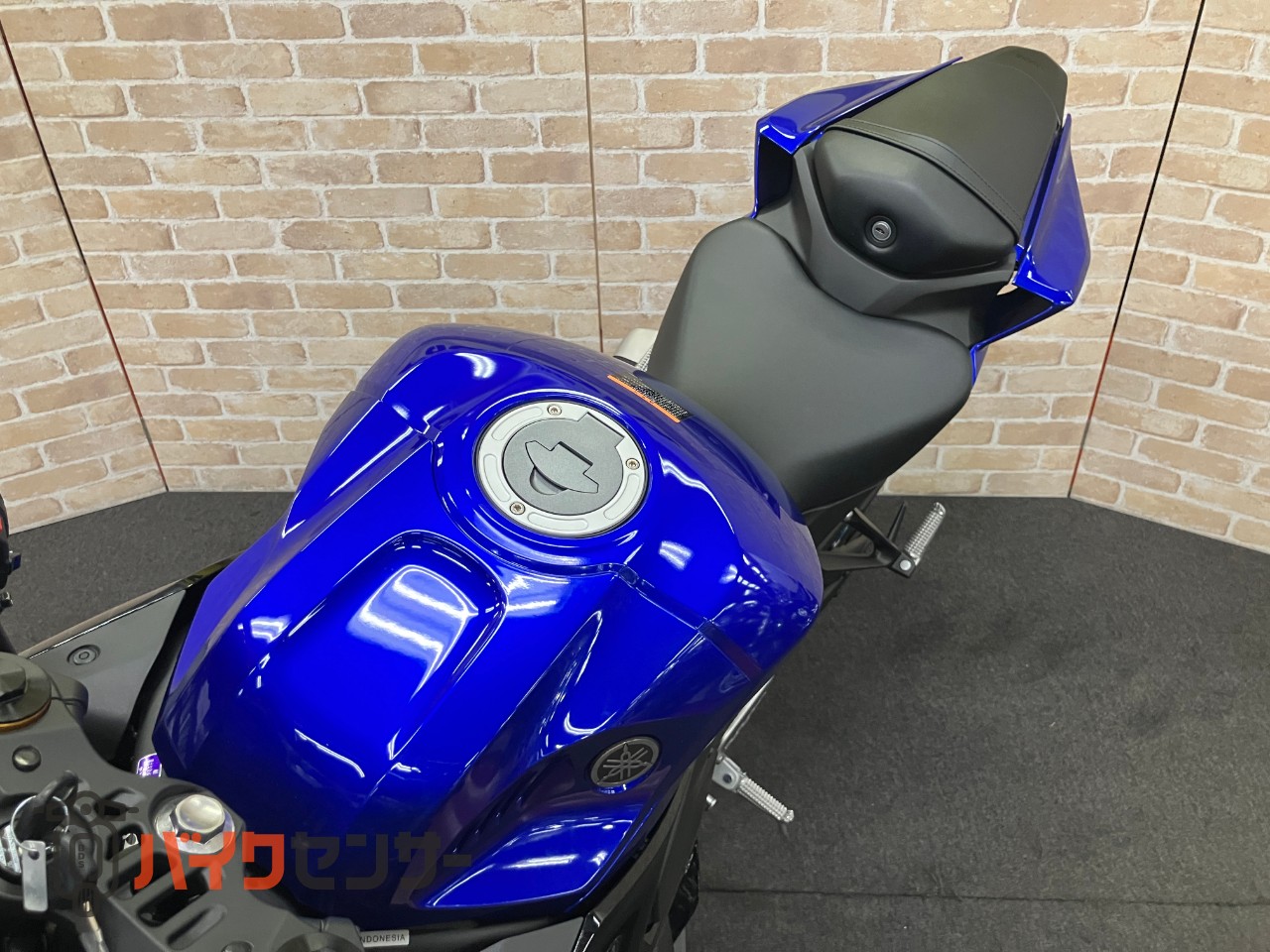 YZF-R25　2025年モデル　アシスト＆スリッパークラッチ　フルLED USB電源ソケット標準装備_20