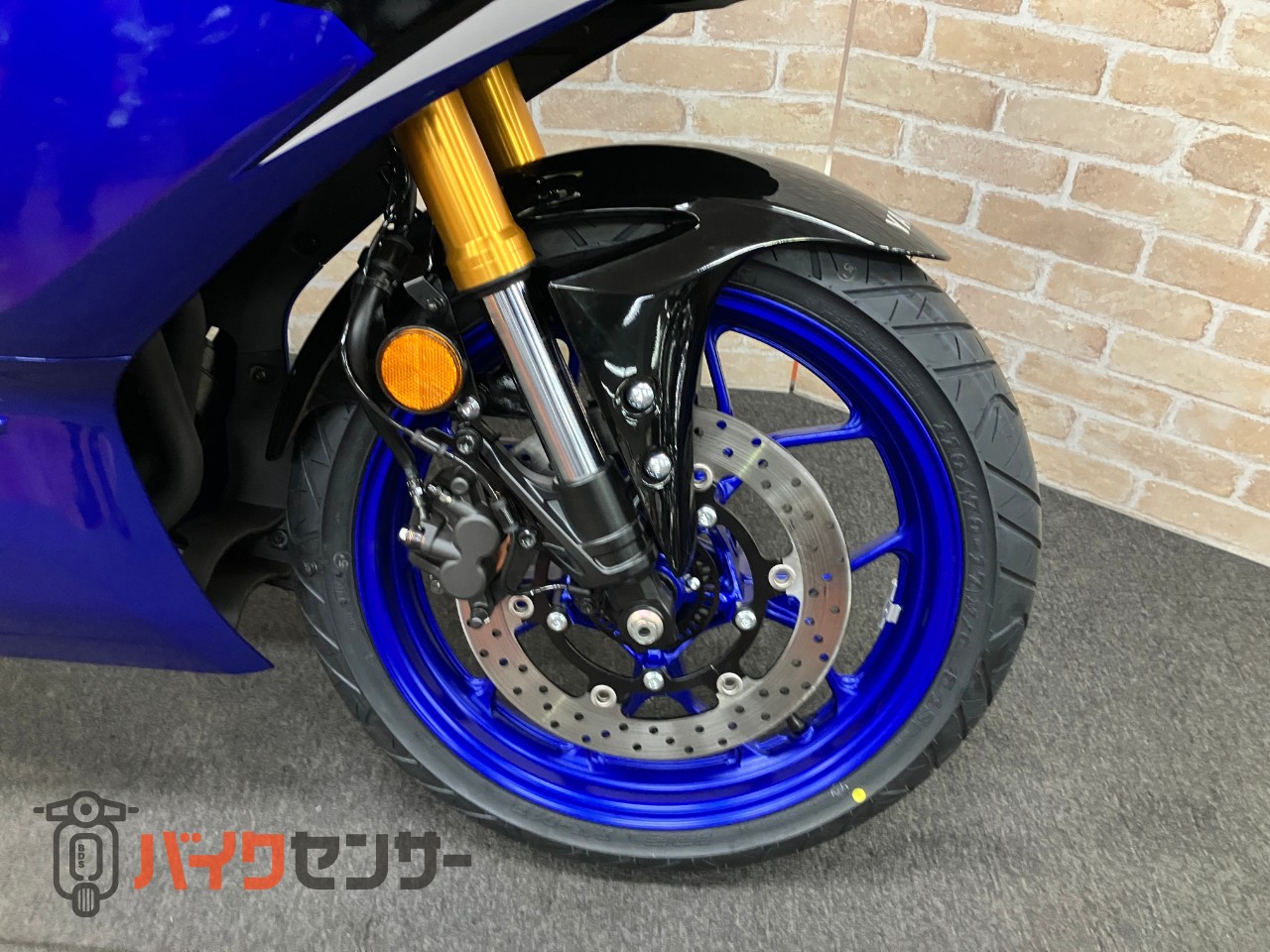 YZF-R25　2025年モデル　アシスト＆スリッパークラッチ　フルLED USB電源ソケット標準装備_27