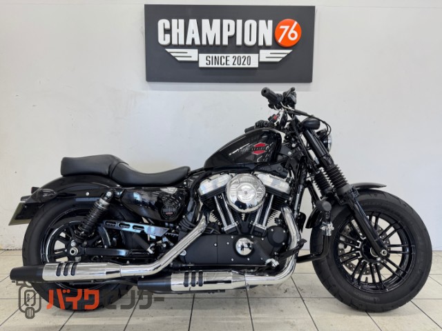 XL1200X フォーティエイト ノーマルマフラーヘルメットホルダースマホホルダーＵＳＢサイドバックエガードガソリンボトルエアクリーナンジン