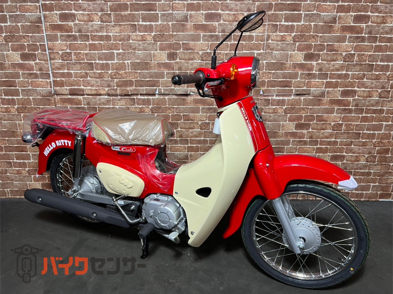 ホンダ スーパーカブ50 HELLO KITTY 受注期間限定モデル