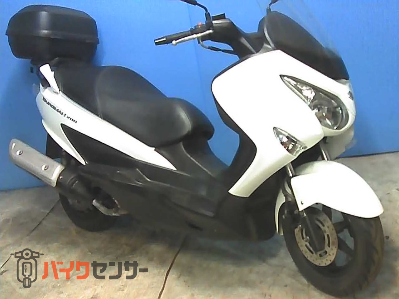 SUZUKI バンバン200 白 エンジン始動動画 自賠責保険で乗れます 半額配送キャンペーン 現状渡し諸経費￥0- 横浜 P-Yard スズキ バンバン200 格安提供車 B598278| BDSバイクセンサー