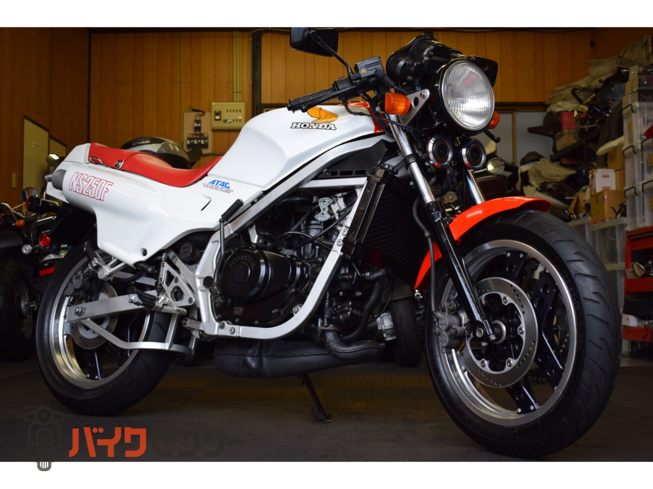 ホンダ NS250F MC11 1984年モデル 希少絶版車 希少2サイクル フル