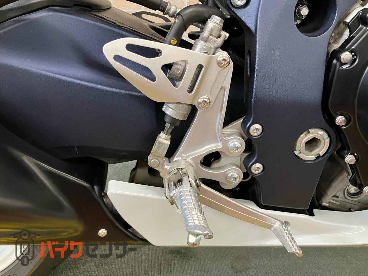 GSX-R600 シングルシート　フェンダーレス　マルチバー_8