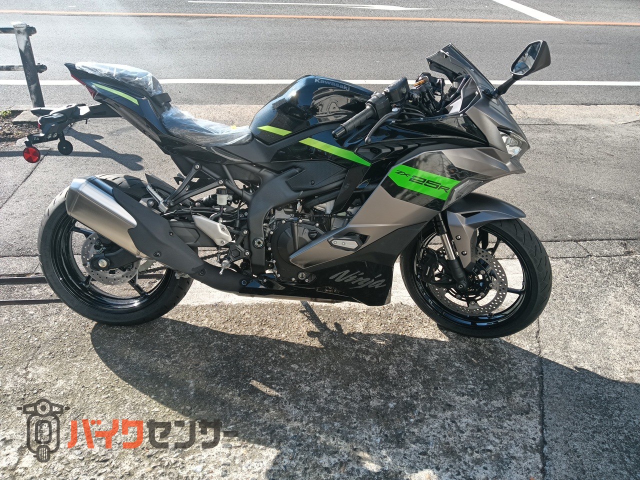 センティナリーシリーズ 日本製 Nina ZX-25R SE】2024年モデルのカラーリングが発表 | 新車 | カワサキ