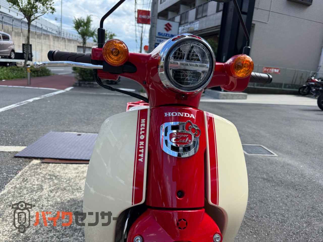 ホンダ スーパーカブ50 50周年記念ハローキティ マグナレッド 新車