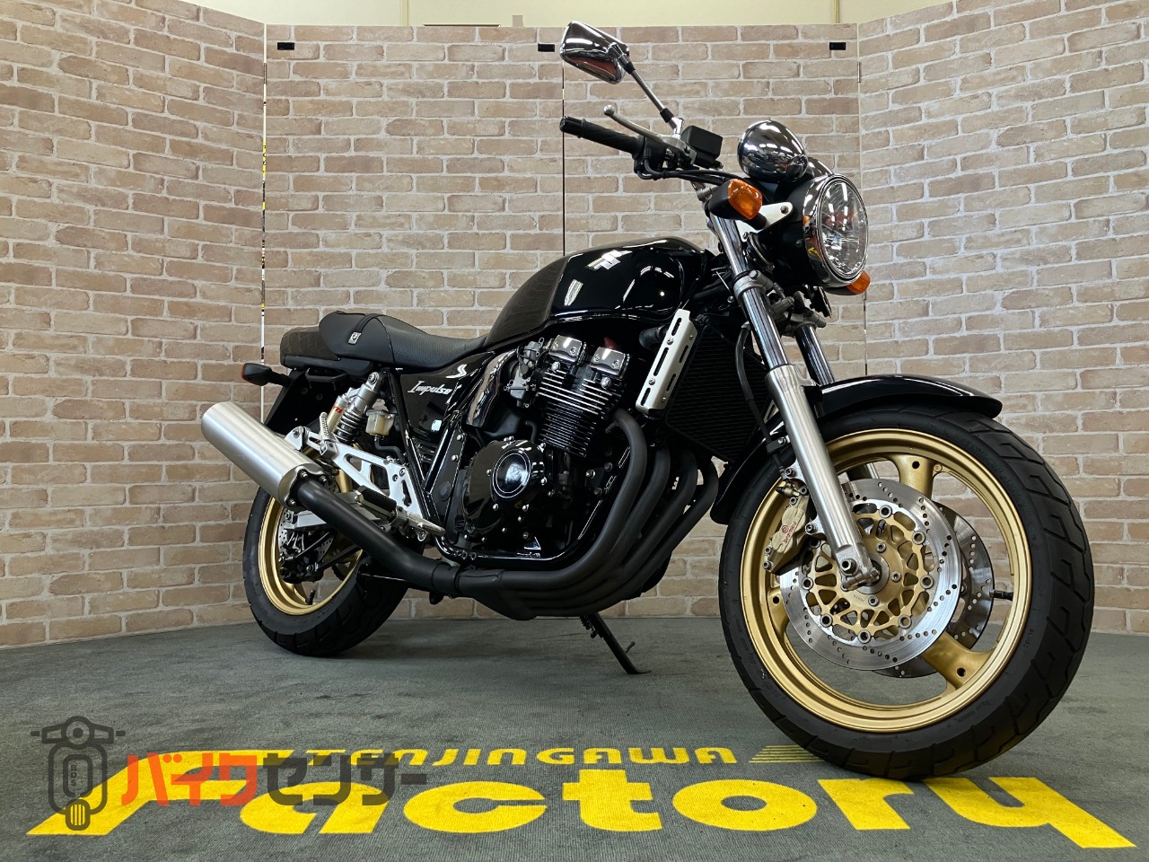 GSX400インパルス　パールネブラーブラック　社外リアサス_2