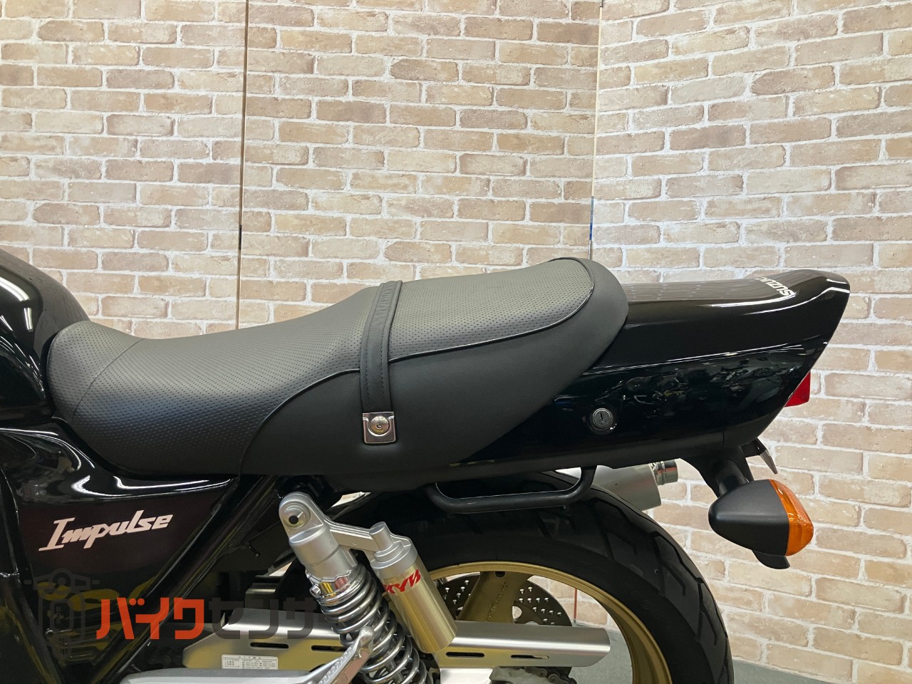 GSX400インパルス　パールネブラーブラック　社外リアサス_18