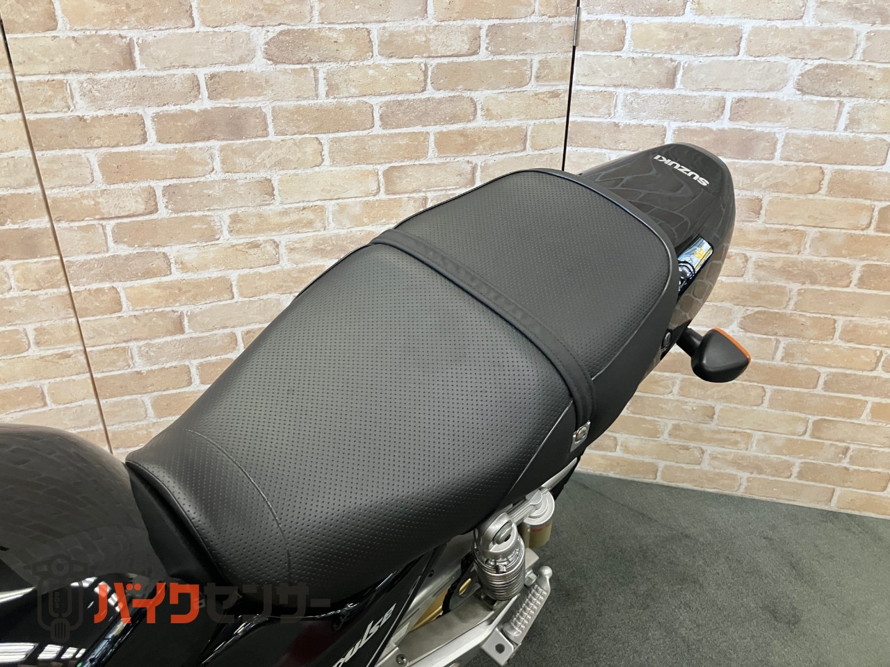 GSX400インパルス　パールネブラーブラック　社外リアサス_26