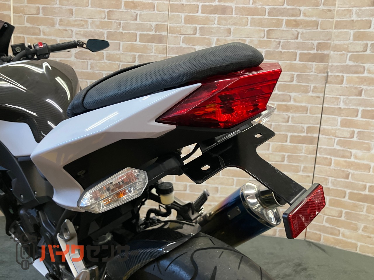Z250 WR'Sフルエキゾースト　マジカルレーシング　スクリーン　インナーフェンダー　フェンダーレス　バーエンドミラー　タンクカバー_6