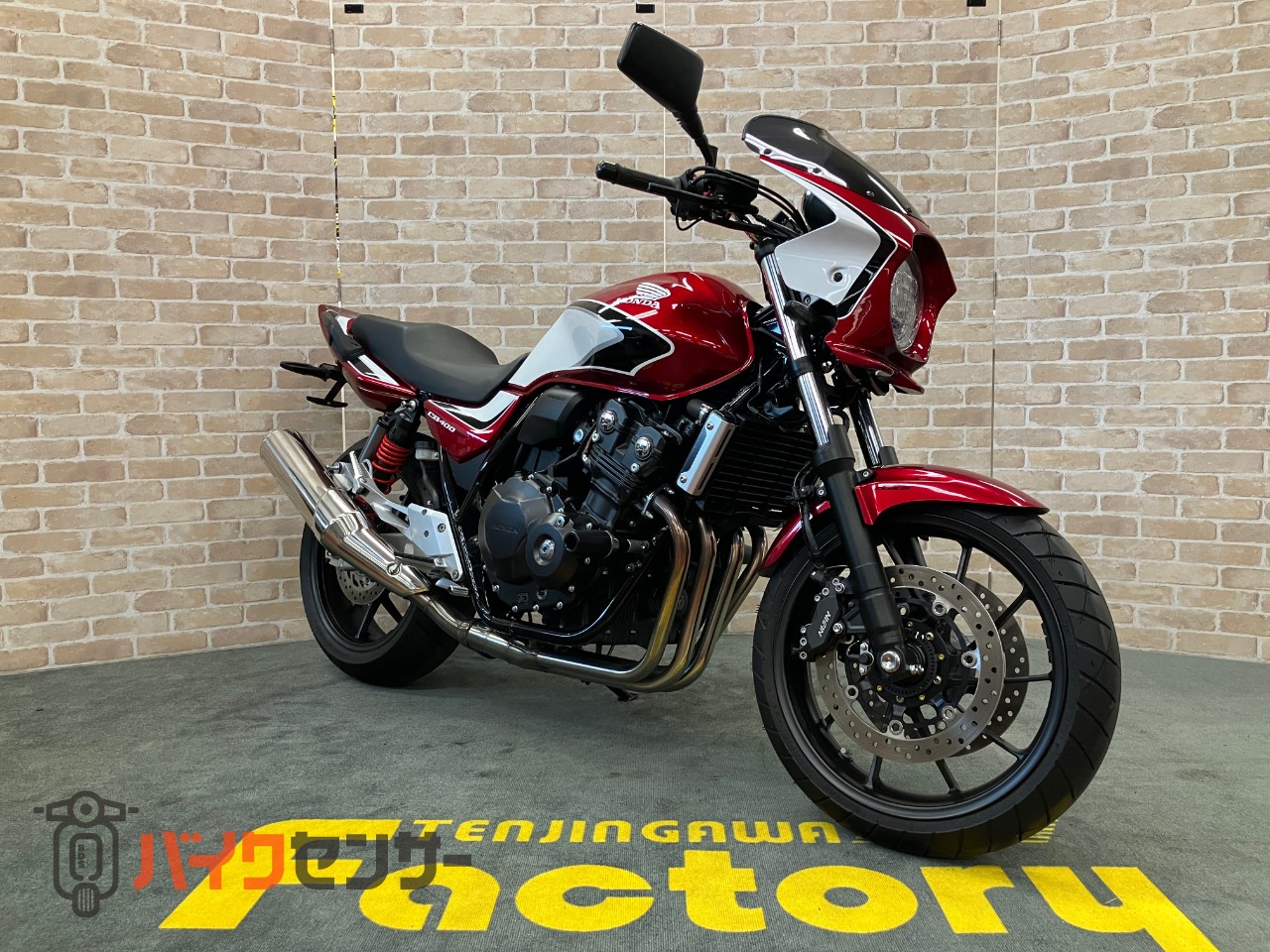 CB400 SUPER FOUR VTEC REVO ショートレバー　ビキニカウル　グリップヒーター　エンジンスライダー　フェンダーレス_2