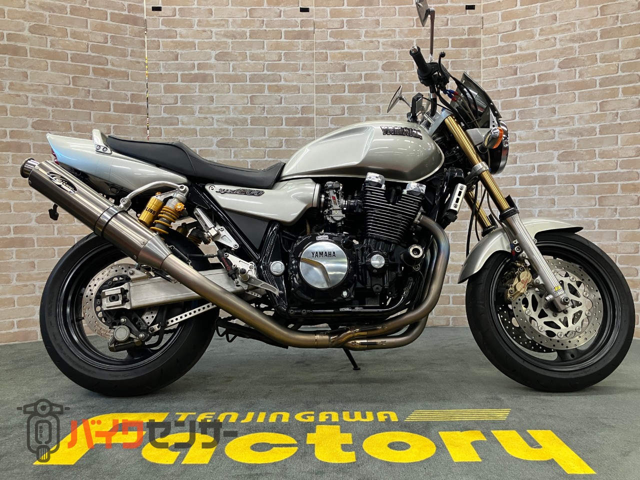 XJR1200 ノジマフルエキ フェンダーレス エンジンスライダー FCR39パイ パワーフィルター_0