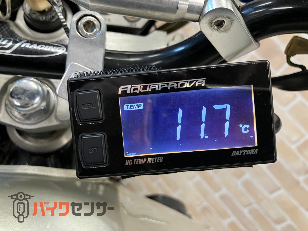 XJR1200 ノジマフルエキ フェンダーレス エンジンスライダー FCR39パイ パワーフィルター_12