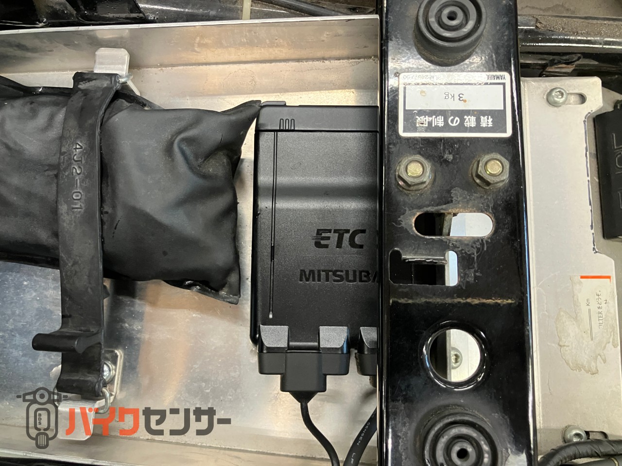 XJR1200 ノジマフルエキ フェンダーレス エンジンスライダー FCR39パイ パワーフィルター_23