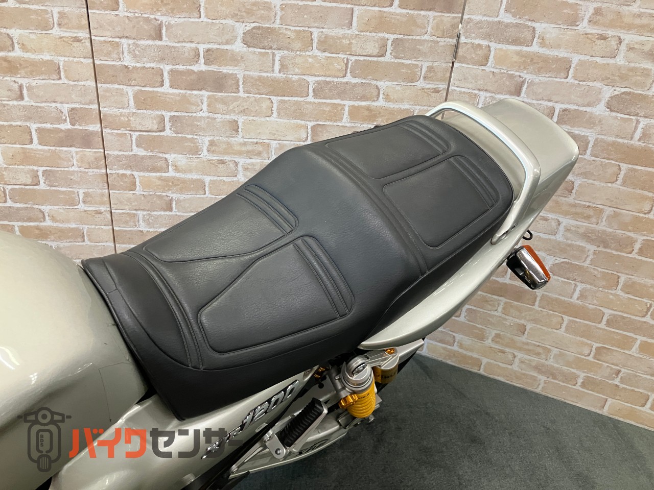 XJR1200 ノジマフルエキ フェンダーレス エンジンスライダー FCR39パイ パワーフィルター_27