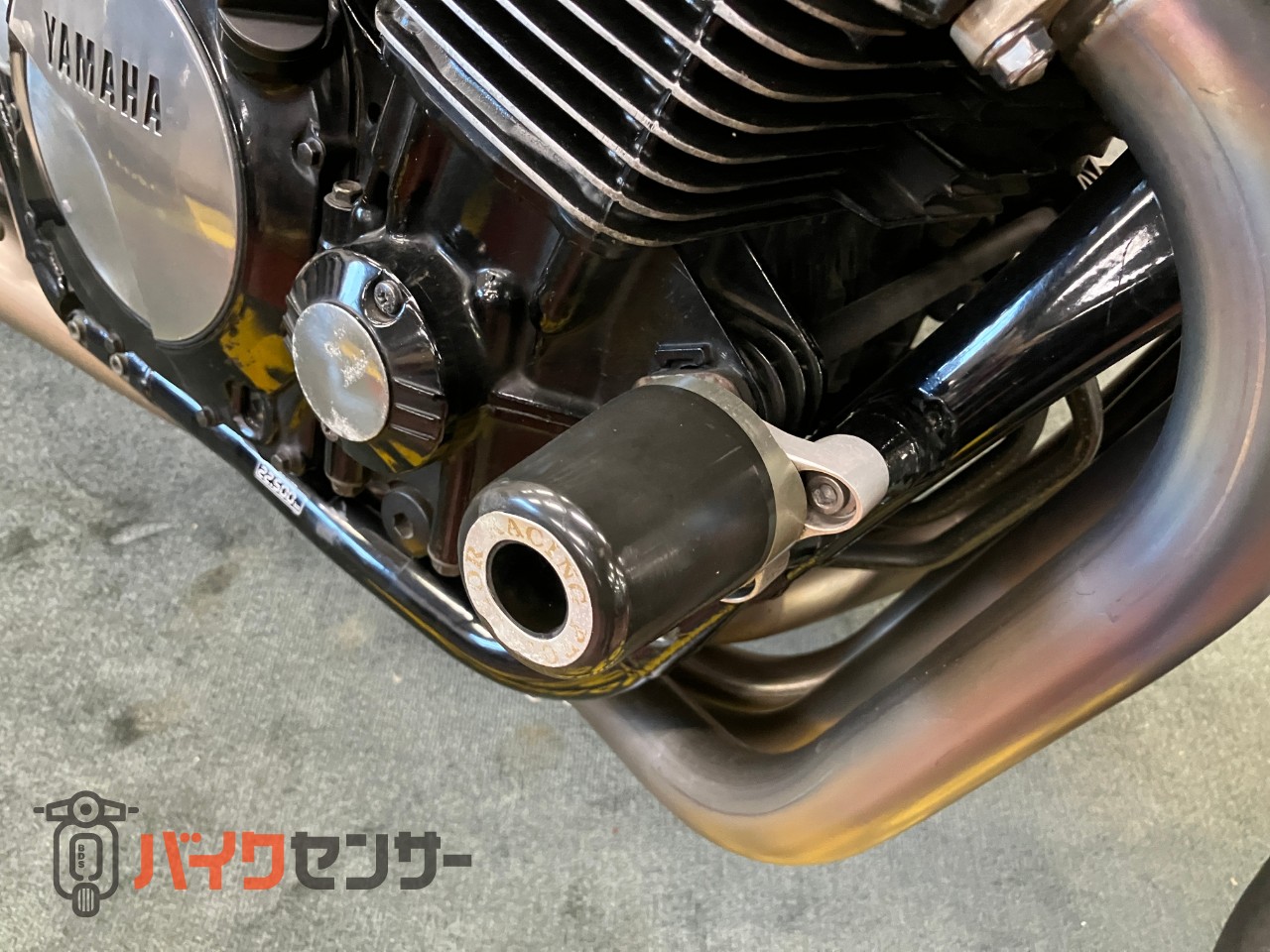 XJR1200 ノジマフルエキ フェンダーレス エンジンスライダー FCR39パイ パワーフィルター_31