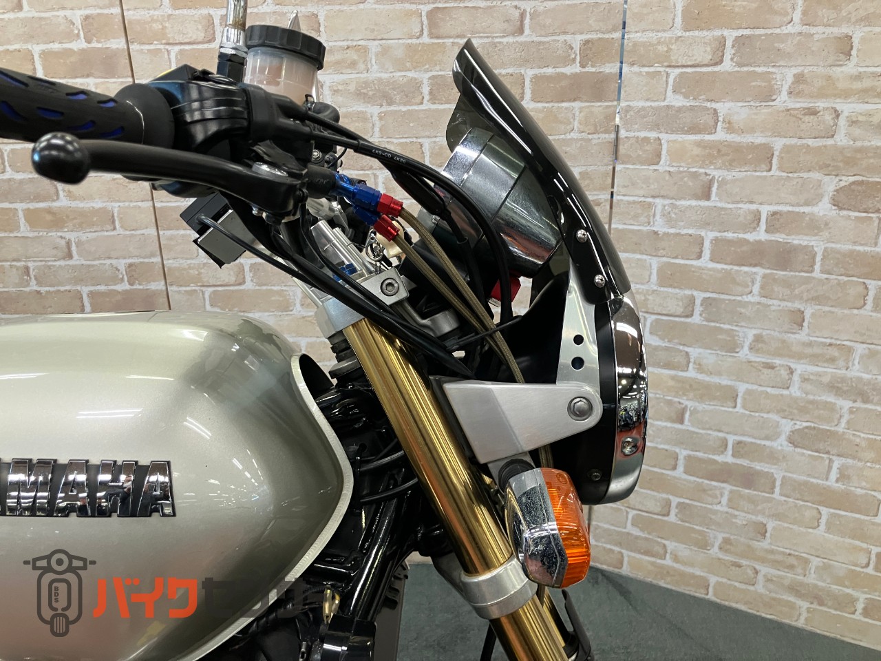 XJR1200 ノジマフルエキ フェンダーレス エンジンスライダー FCR39パイ パワーフィルター_33