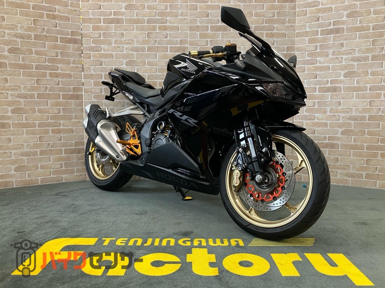 CBR250RR 上下クイックシフター 前後ゲイルスピードホイール ベビーフェイスバックステップ ブレンボキャリパー ETC_2