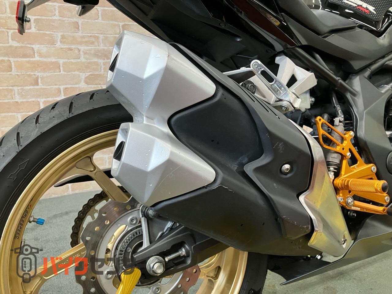 CBR250RR 上下クイックシフター 前後ゲイルスピードホイール ベビーフェイスバックステップ ブレンボキャリパー ETC_16