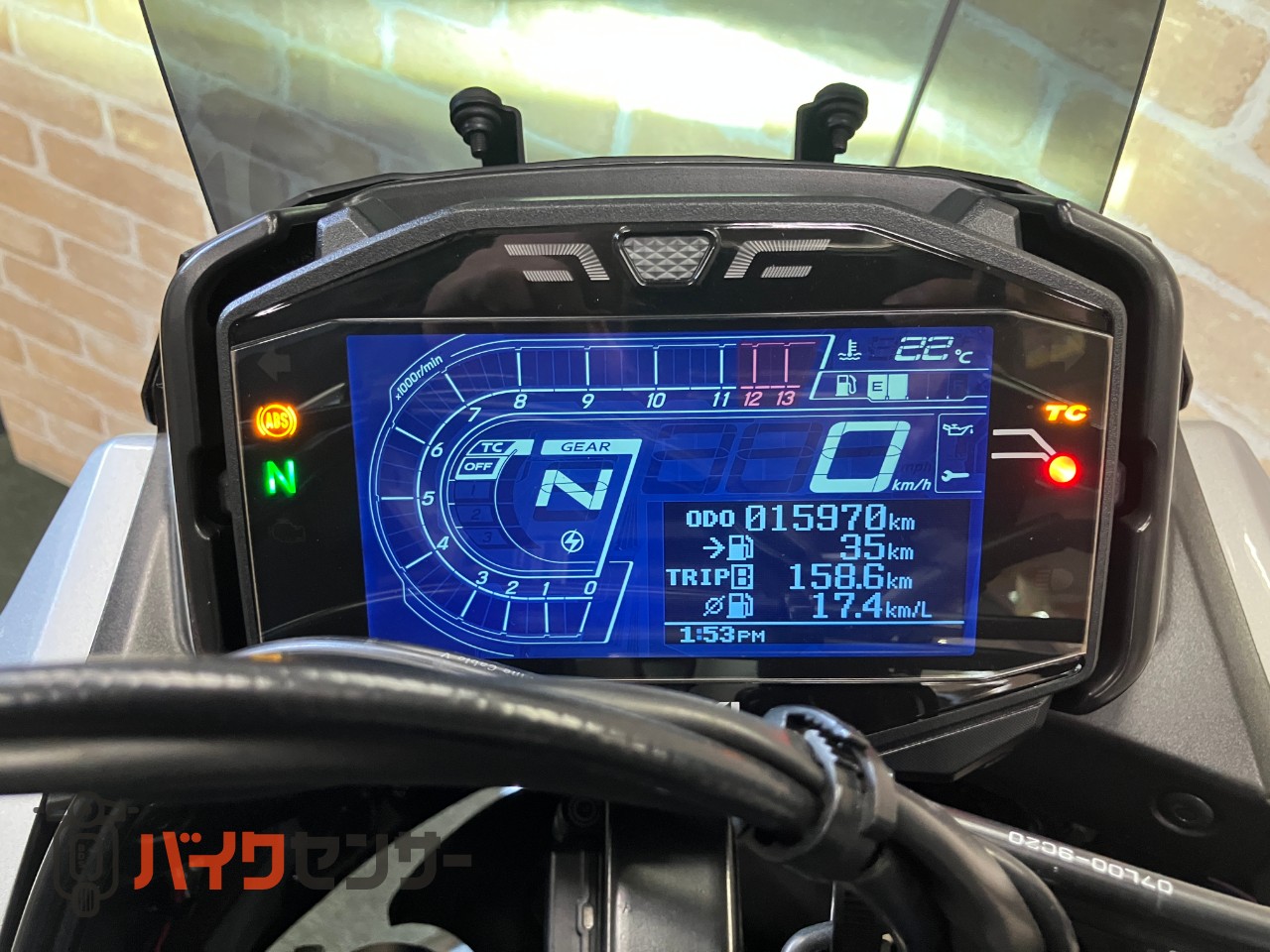 カタナ ヨシムラ　スクリーン　マフラー　バックステップ　ケースガード　ローダウン　シート加工　フェンダーレス　カーボンインナーフェンダー_6