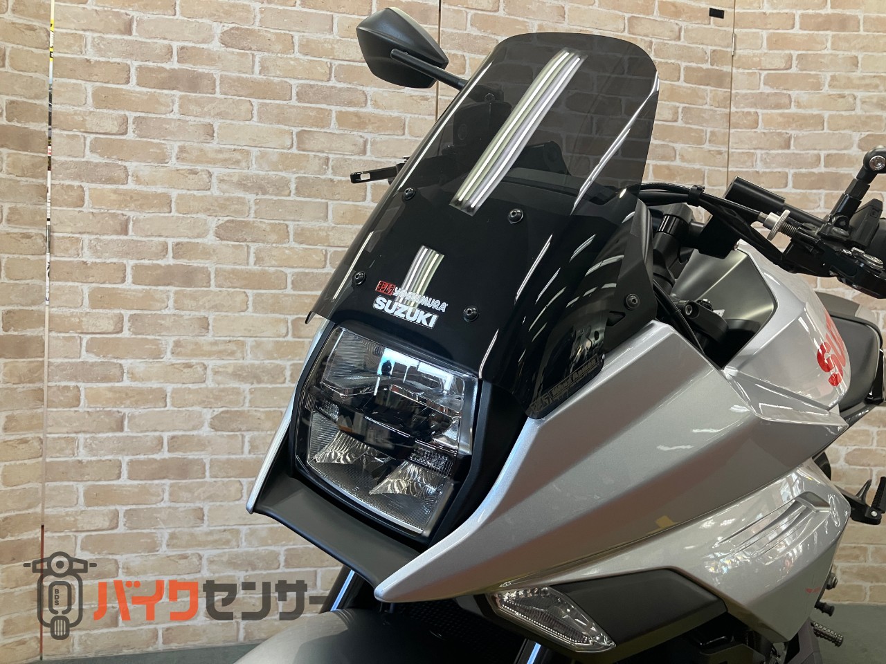 カタナ ヨシムラ　スクリーン　マフラー　バックステップ　ケースガード　ローダウン　シート加工　フェンダーレス　カーボンインナーフェンダー_23