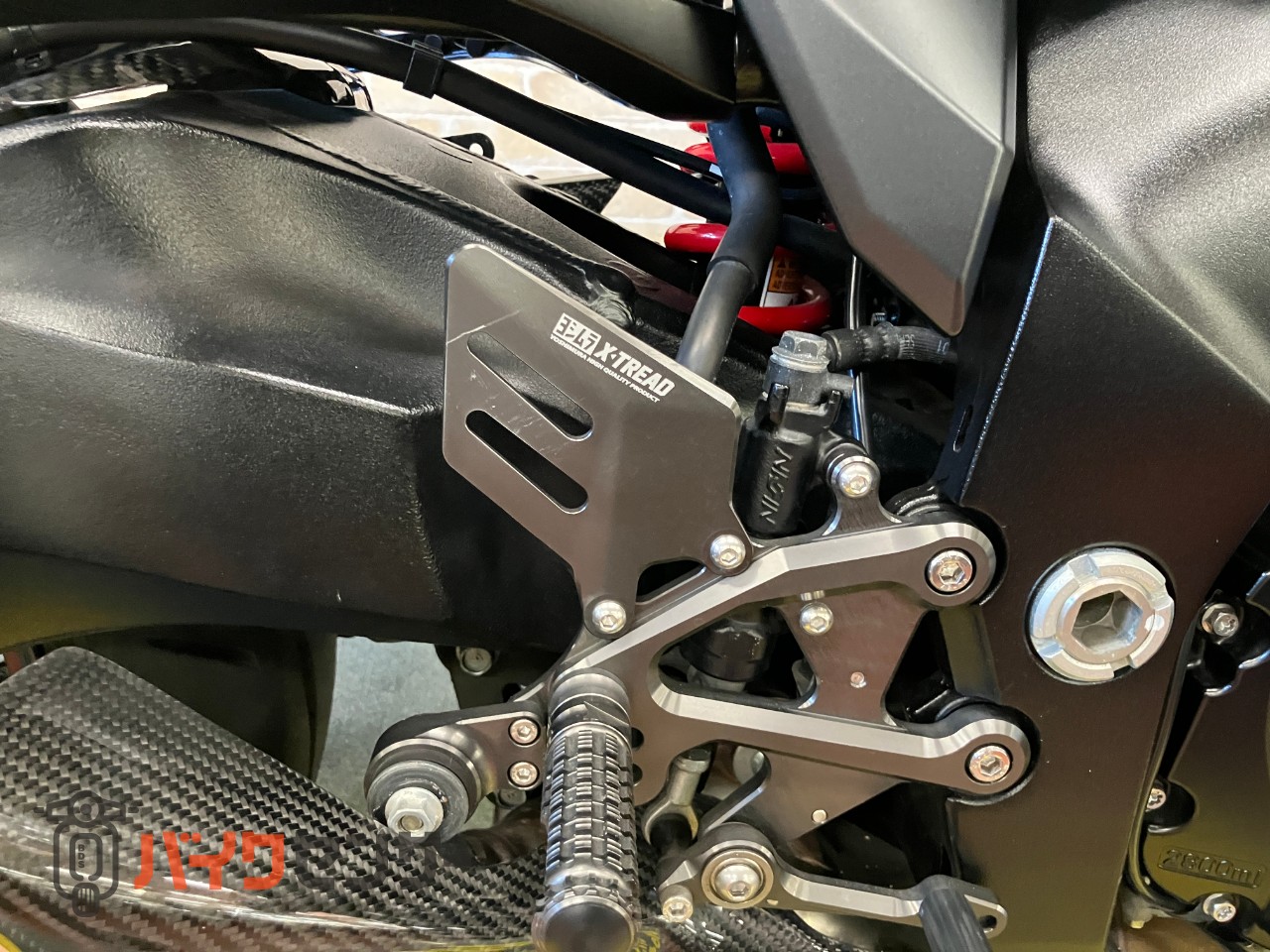 カタナ ヨシムラ　スクリーン　マフラー　バックステップ　ケースガード　ローダウン　シート加工　フェンダーレス　カーボンインナーフェンダー_42