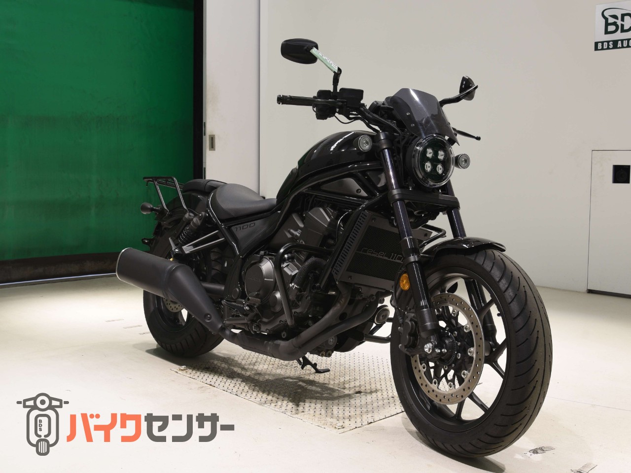 レブル1100 エンジンガード　コアガード　リアキャリア　モリワキメーターバイザー　ETC　グリップヒーター_2